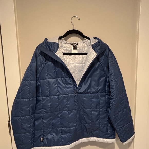 NWOT The North Face Blue Puffer Jacket Medium - Picture 11 of 14